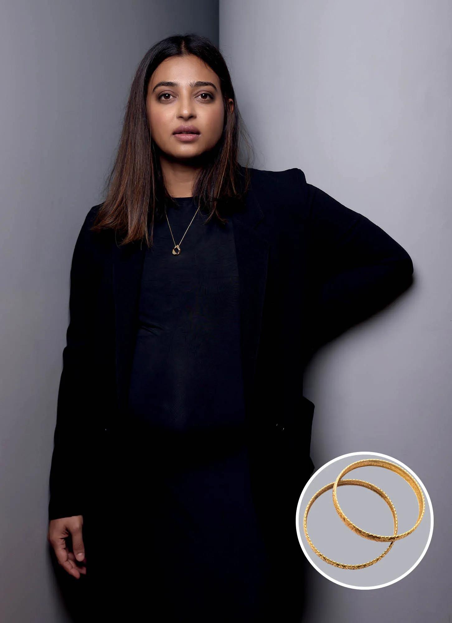 Radhika Apte honoured her wedding day with her grandmother’s bangles and her mother’s earrings.