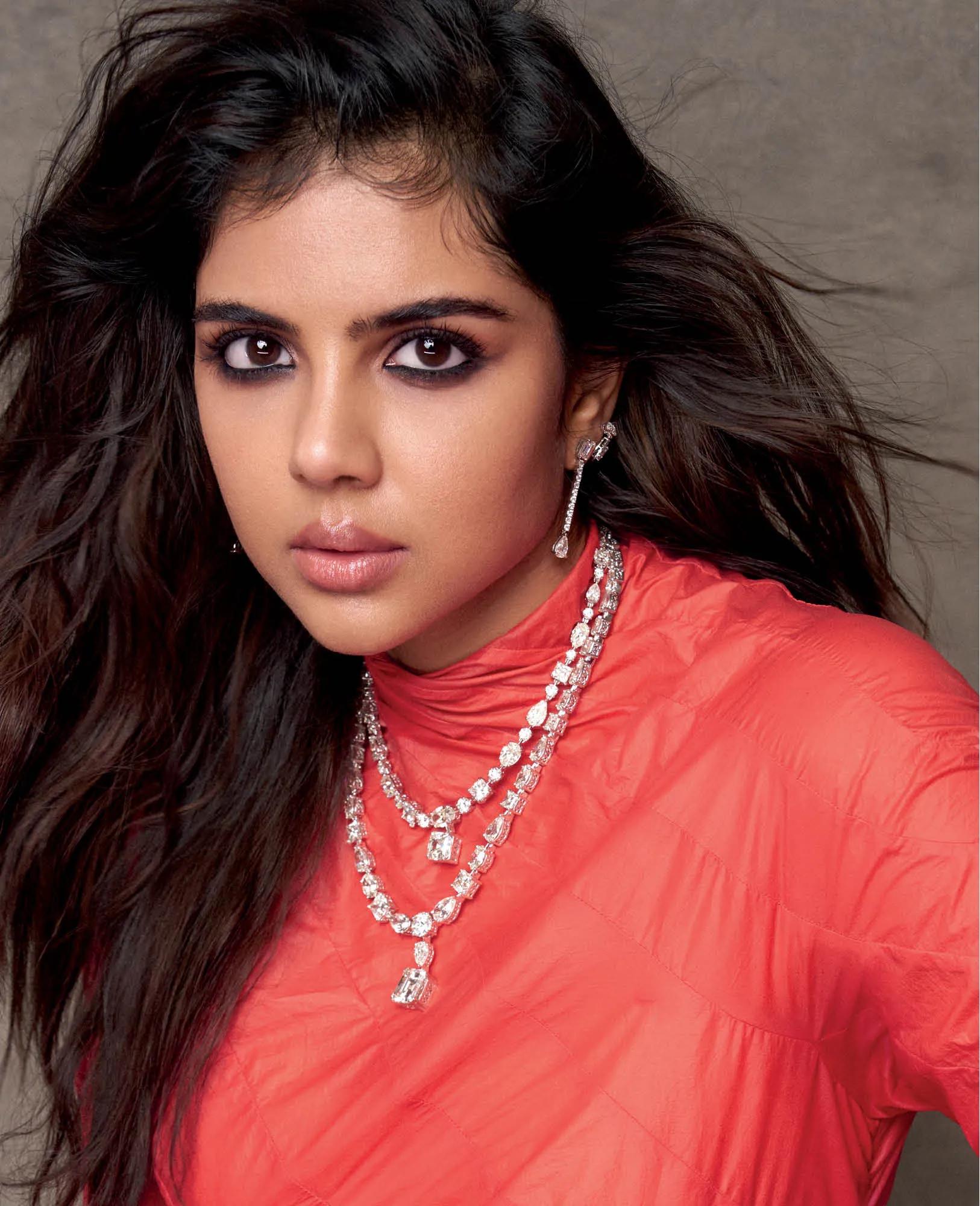 ON PRIYADARSHAN: BLONI OUTFIT.