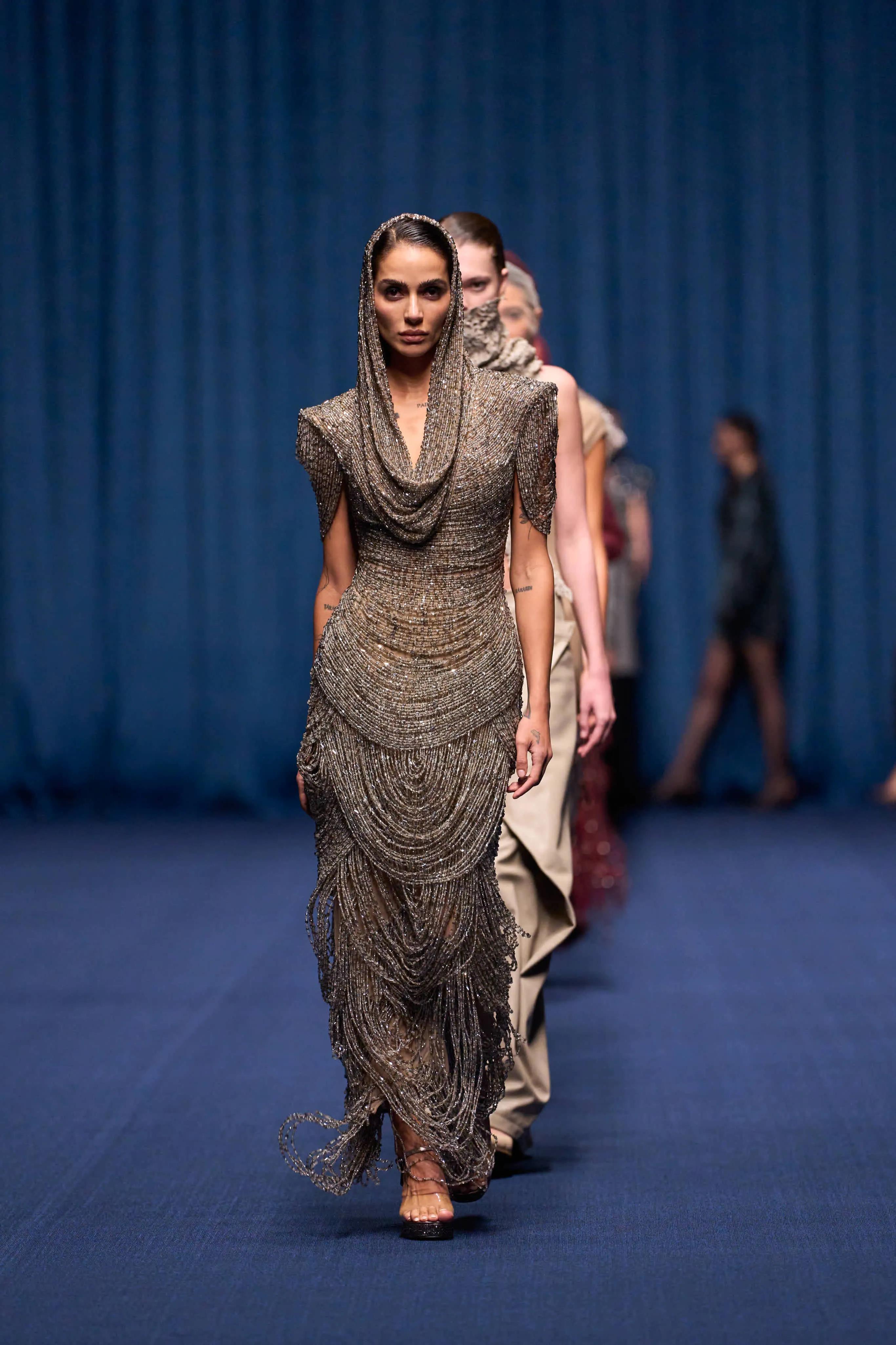 The opening look from Kresha Bajaj's 'Tempered'.