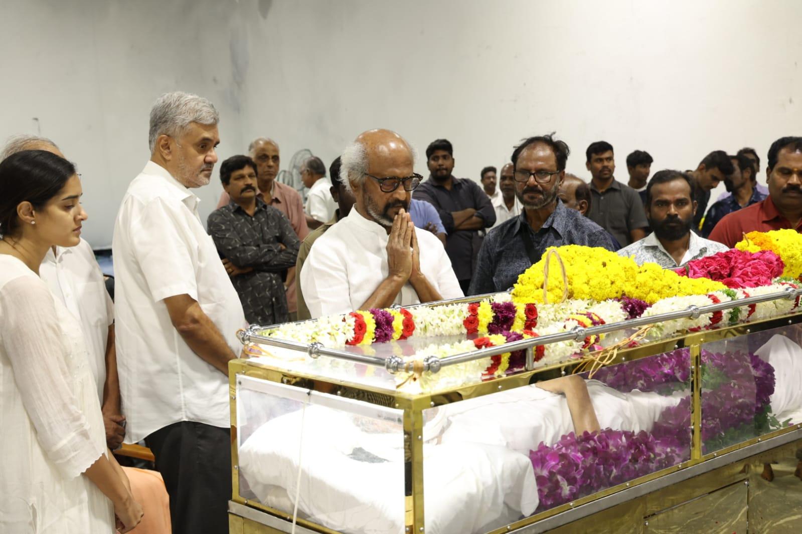 Rajinikanth pays his respects to AVM Saravanan